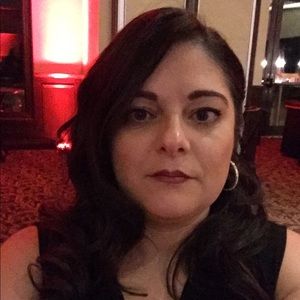 Meet your Posher, Maria